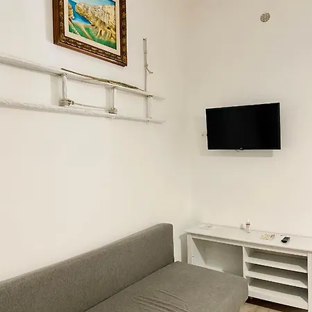 Mare & Scogli 2 Apartment